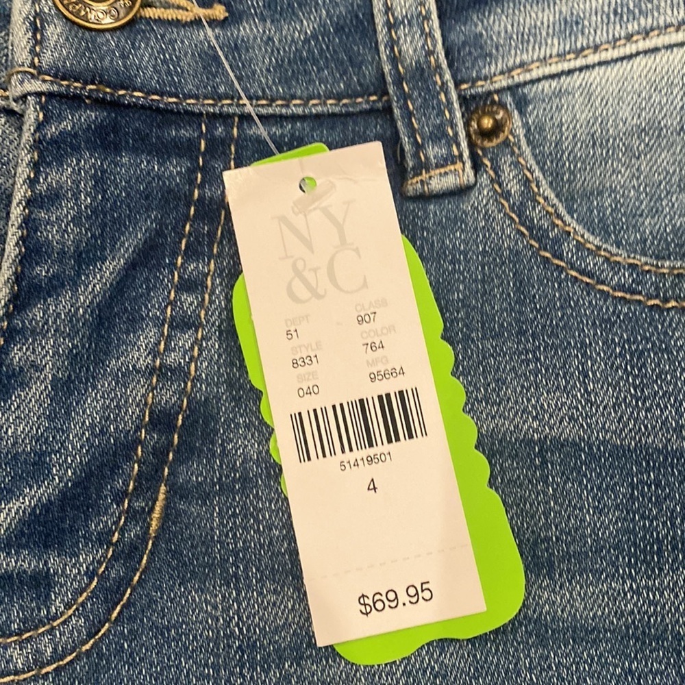 NY&C Slim Straight stretch Jeans
NWT ✨ - Picture 3 of 6